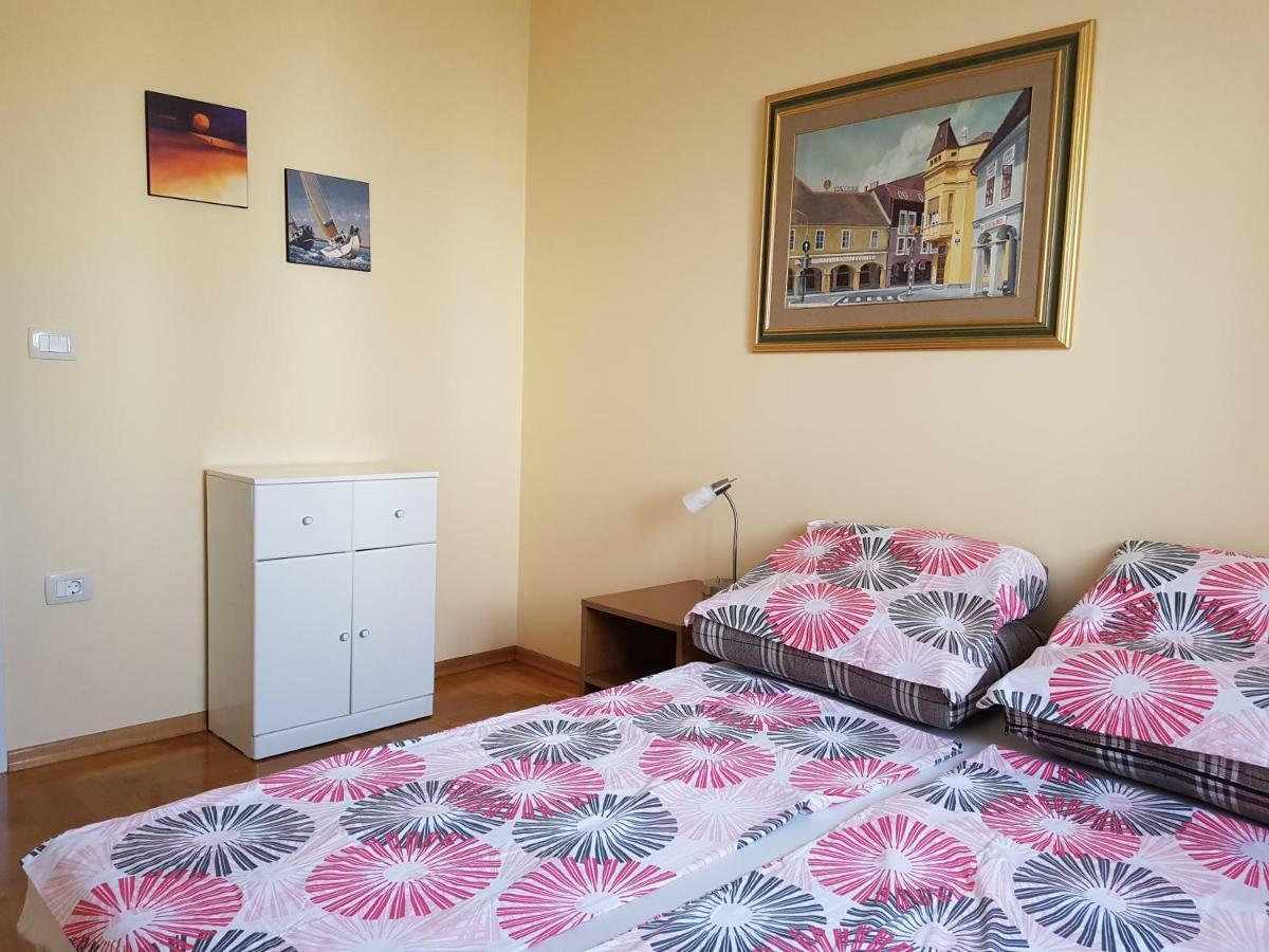 Apartment Barba Ližnjan Εξωτερικό φωτογραφία